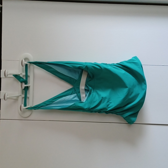 Athleta Shirrendipity halter tank tankini top small - Picture 5 of 10